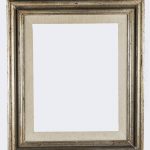 Cornice in legno argentato a mecca. Italia sec XX